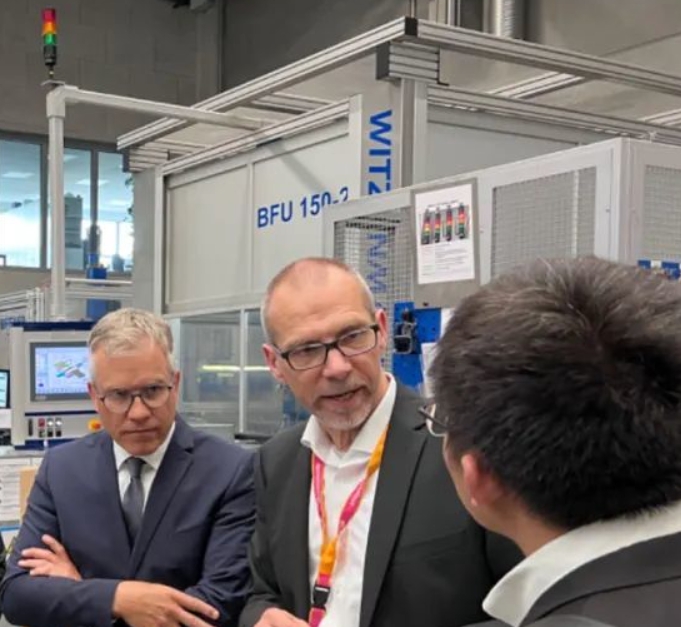 跨国合作，携手共进！德国客户来访钺匠